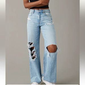 AMERICAN EAGLE DREAMY DRAPE SUPER HIGH WAISTED BAGGY WIDE LEG JEAN